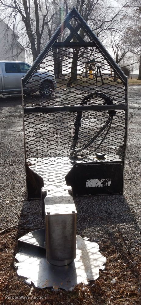 image for item DL2014 Vail TS3020F skid steer tree saw