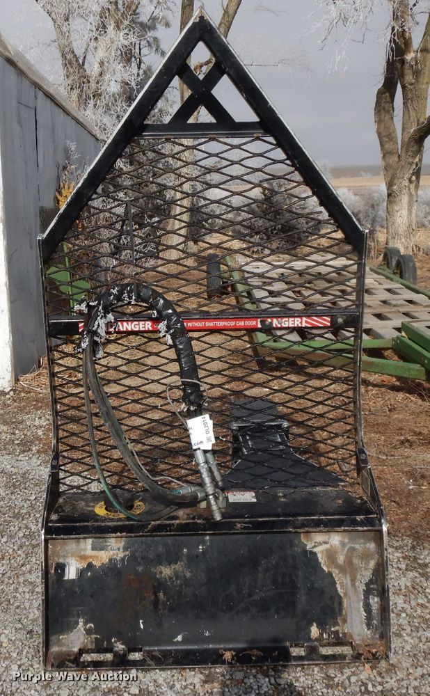 image for item DL2014 Vail TS3020F skid steer tree saw