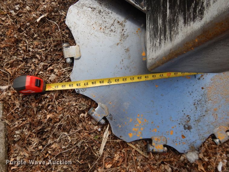 image for item DL2014 Vail TS3020F skid steer tree saw