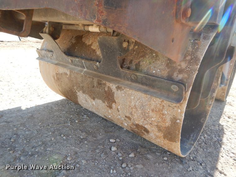 image for item DL2037 2006 Wacker RD11A  double drum roller