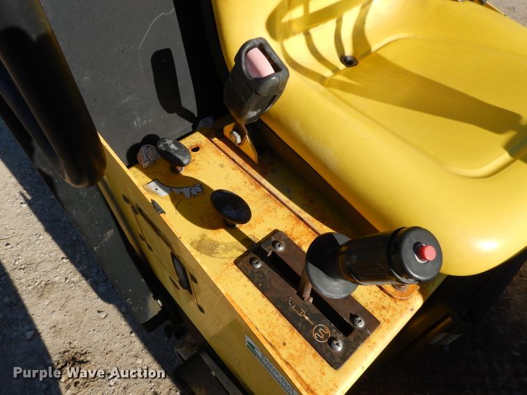 image for item DL2037 2006 Wacker RD11A  double drum roller