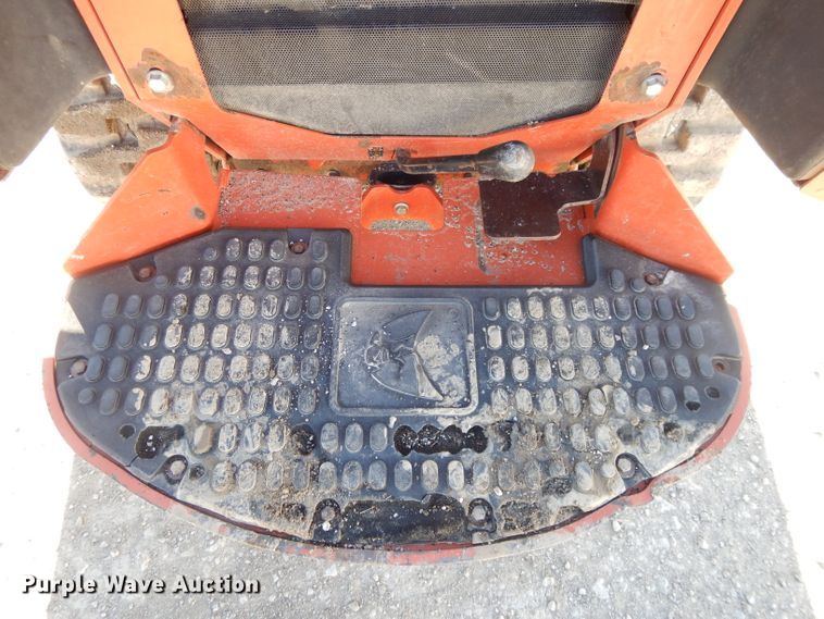image for item DL2038 2015 Ditch Witch SK750  compact utility loader