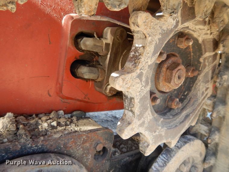 image for item DL2038 2015 Ditch Witch SK750  compact utility loader