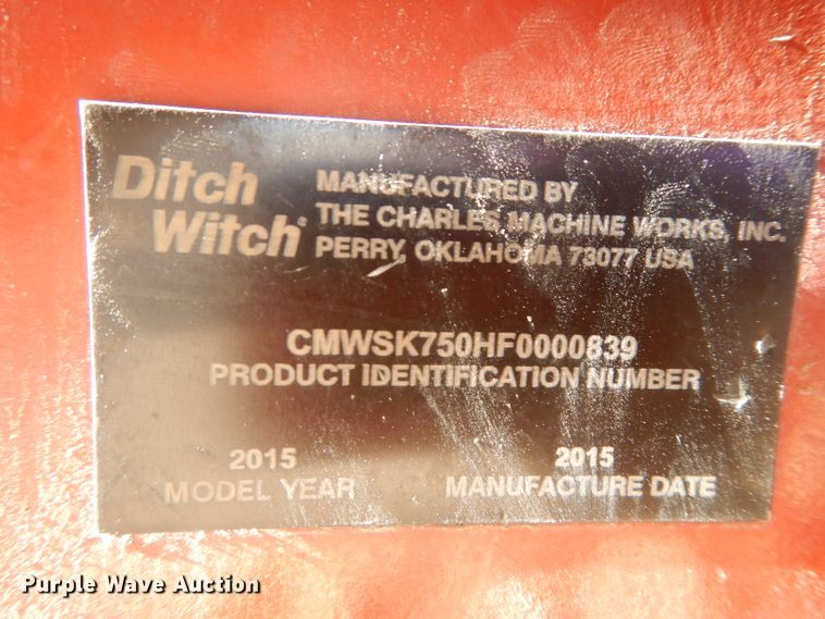 image for item DL2038 2015 Ditch Witch SK750  compact utility loader