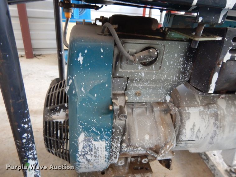 image for item DL2046 Makita G6100R  generator