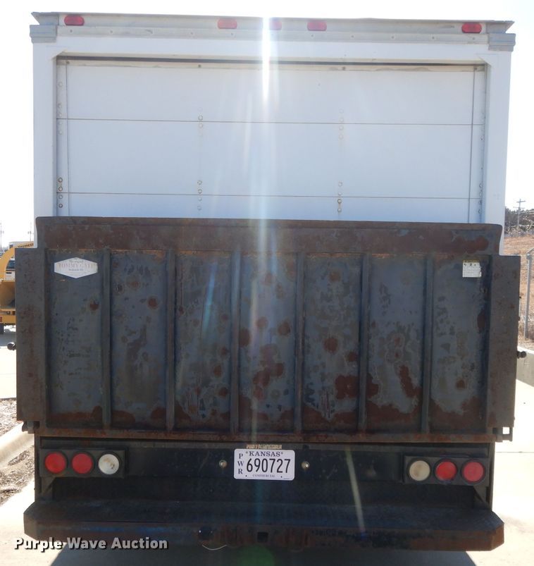 image for item DL2090 1999 Ford Econoline E350 Super Duty  box truck