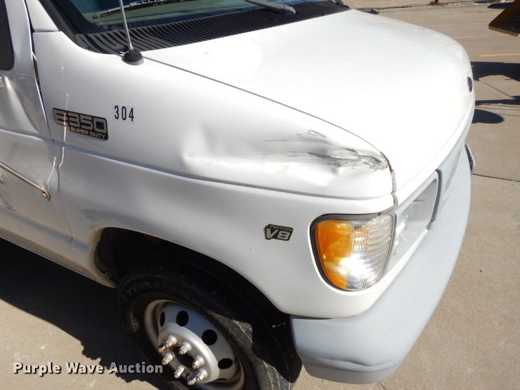 image for item DL2090 1999 Ford Econoline E350 Super Duty  box truck