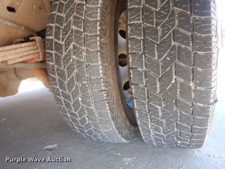 image for item DL2090 1999 Ford Econoline E350 Super Duty  box truck