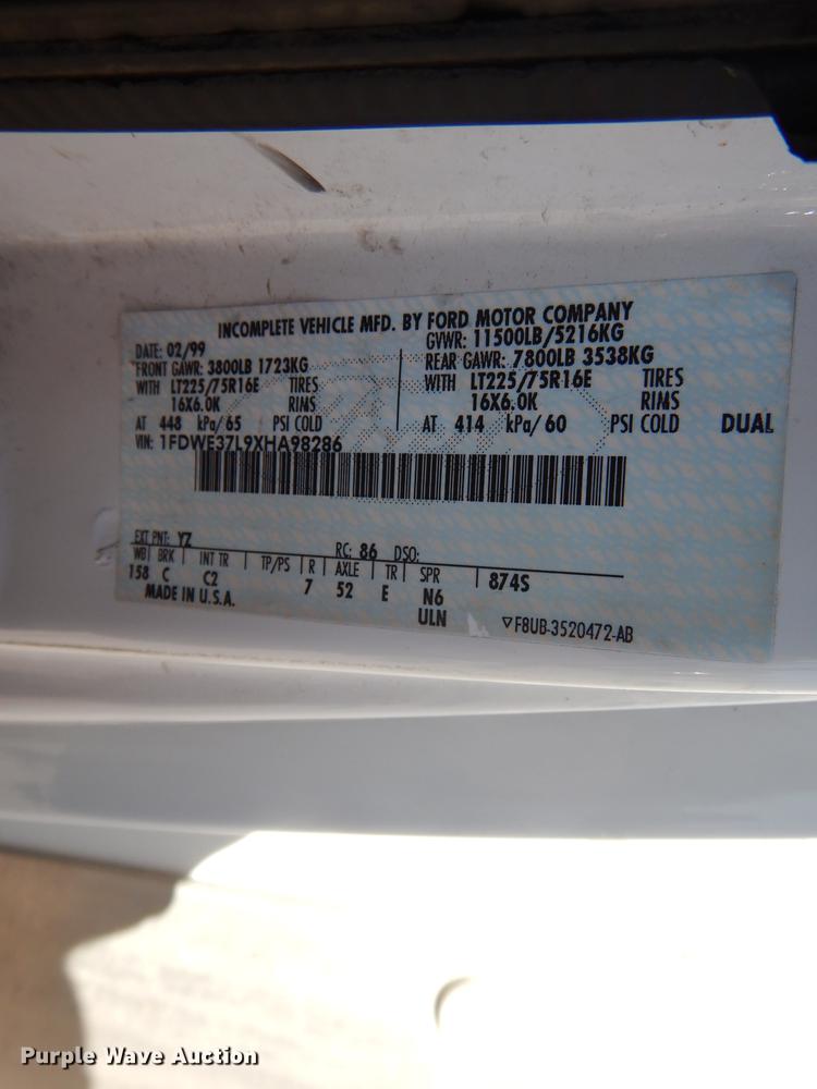 image for item DL2090 1999 Ford Econoline E350 Super Duty  box truck