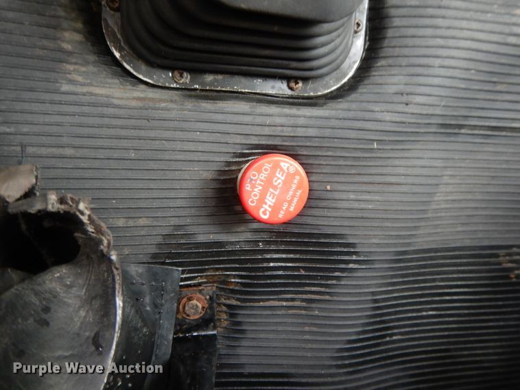 image for item DL2741 2003 Kenworth T300  rollback truck