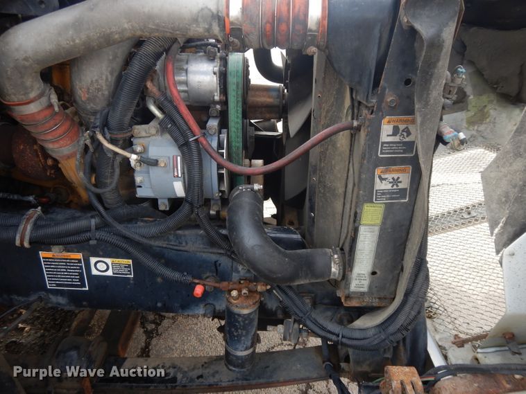 image for item DL2741 2003 Kenworth T300  rollback truck