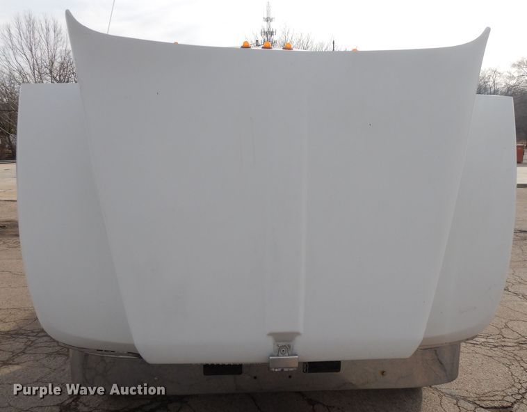 image for item DL2741 2003 Kenworth T300  rollback truck