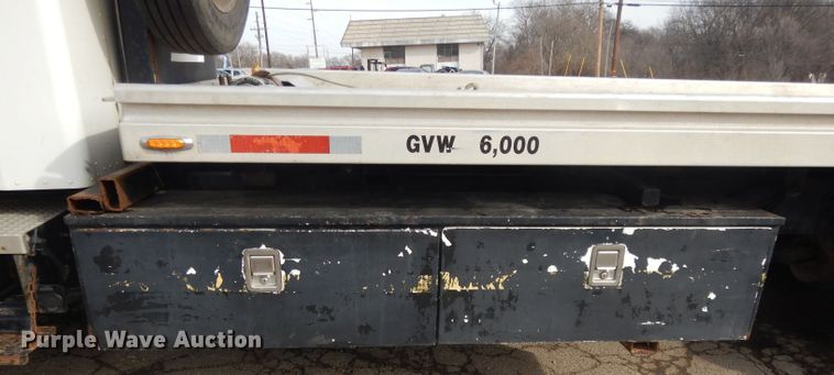 image for item DL2741 2003 Kenworth T300  rollback truck