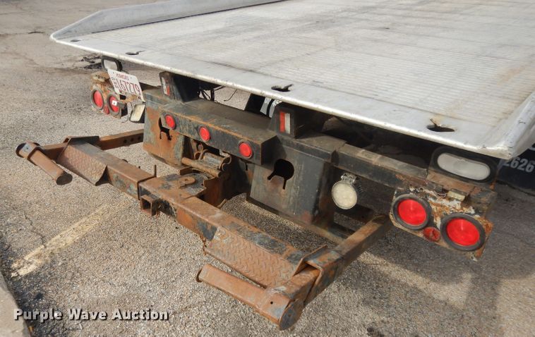 image for item DL2741 2003 Kenworth T300  rollback truck