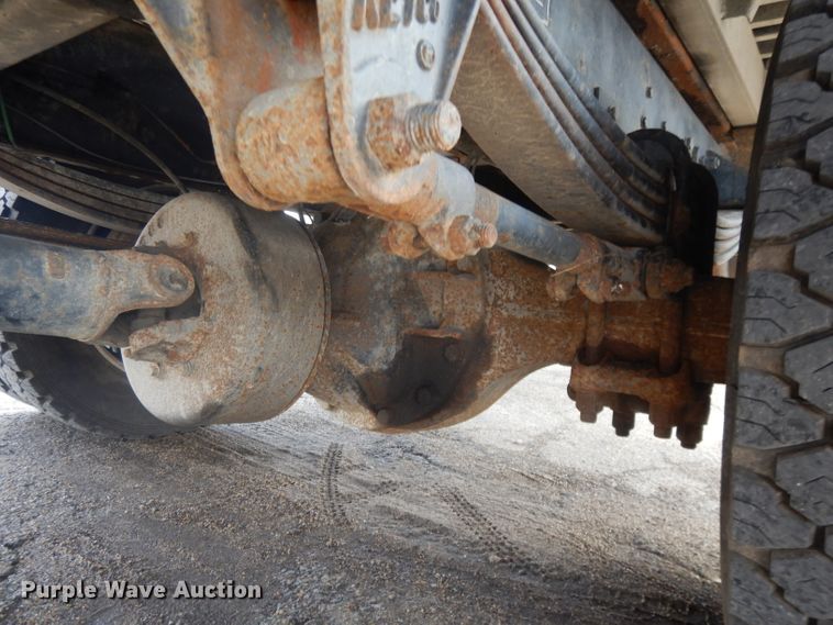 image for item DL2741 2003 Kenworth T300  rollback truck