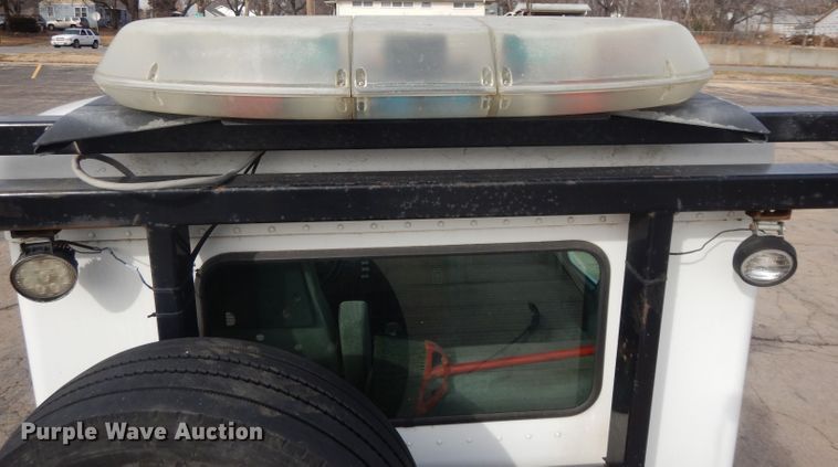 image for item DL2741 2003 Kenworth T300  rollback truck