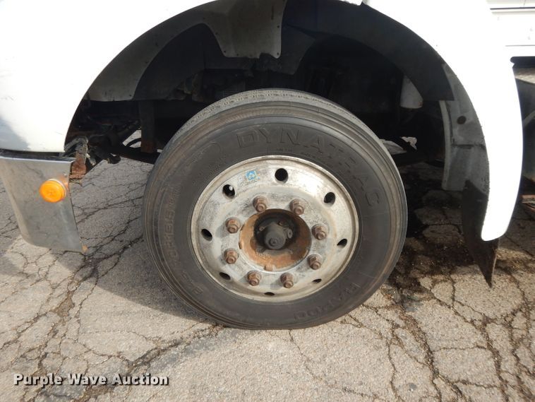 image for item DL2741 2003 Kenworth T300  rollback truck