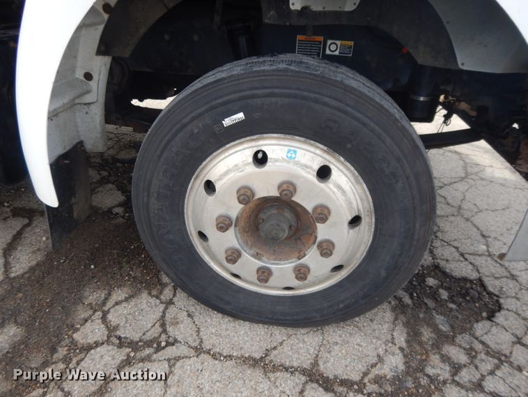 image for item DL2741 2003 Kenworth T300  rollback truck