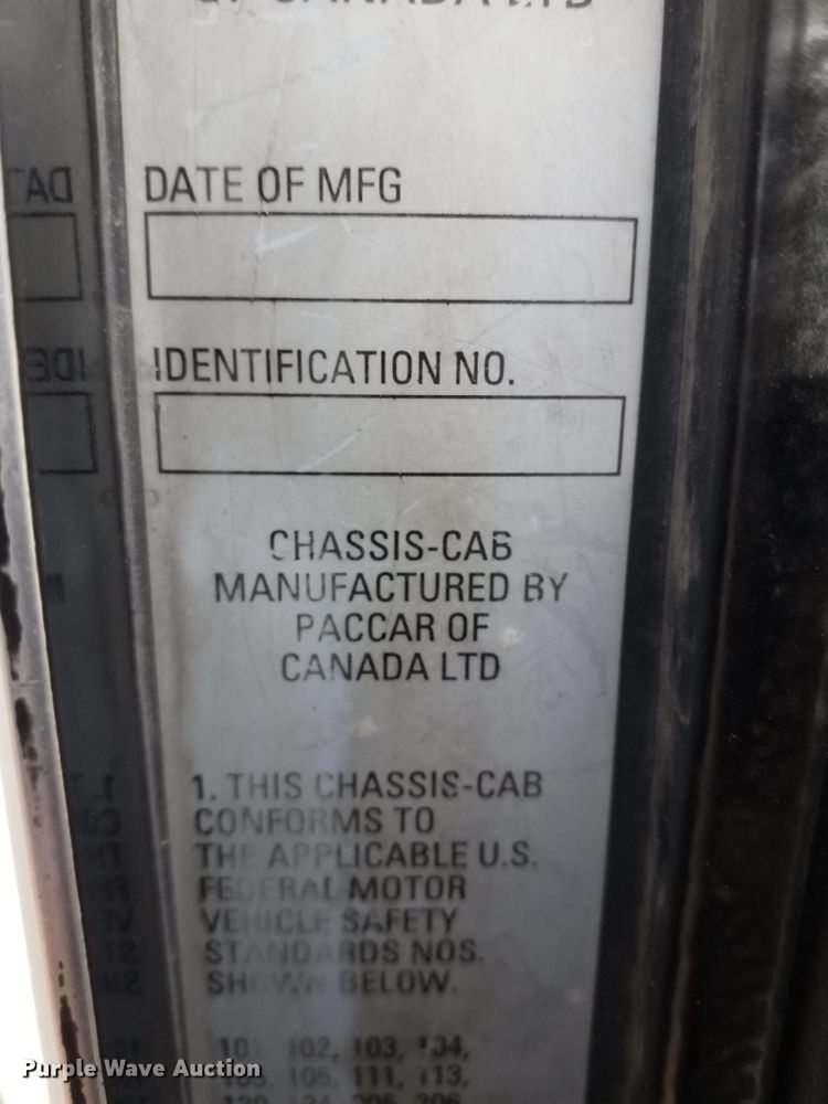 image for item DL2741 2003 Kenworth T300  rollback truck