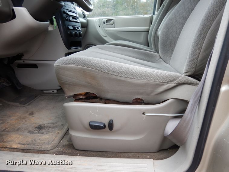 image for item DM2792 2005 Dodge Grand Caravan  van