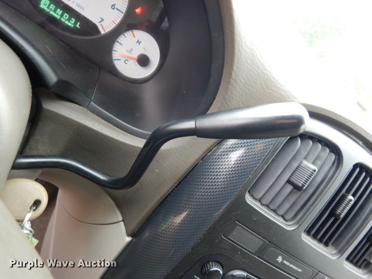 image for item DM2792 2005 Dodge Grand Caravan  van