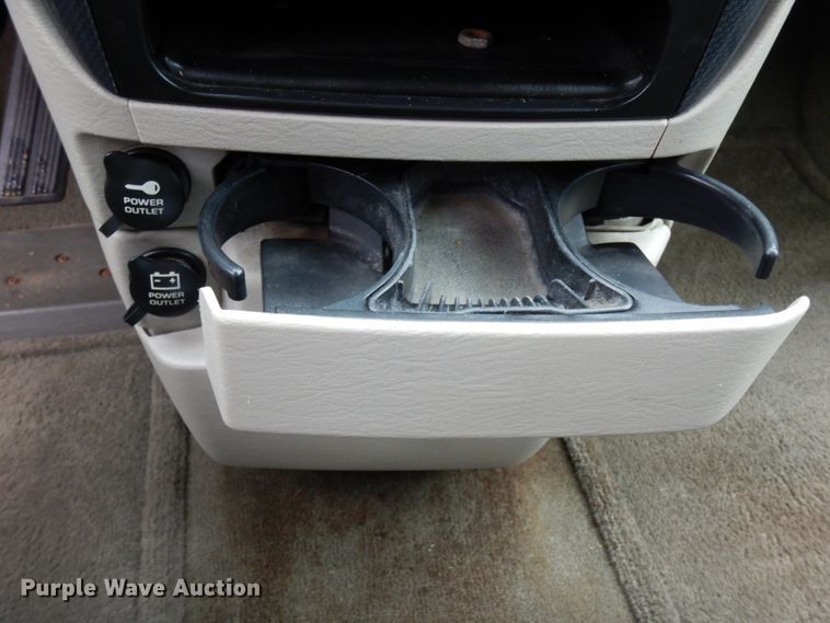 image for item DM2792 2005 Dodge Grand Caravan  van