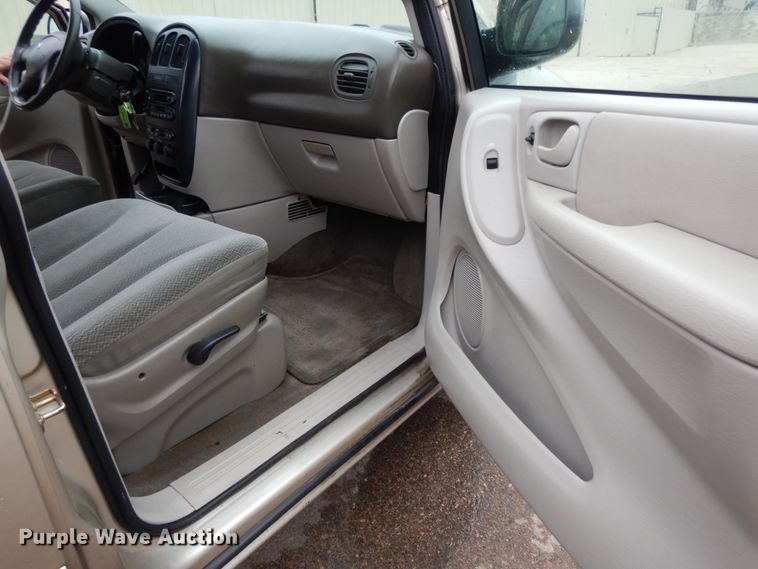 image for item DM2792 2005 Dodge Grand Caravan  van