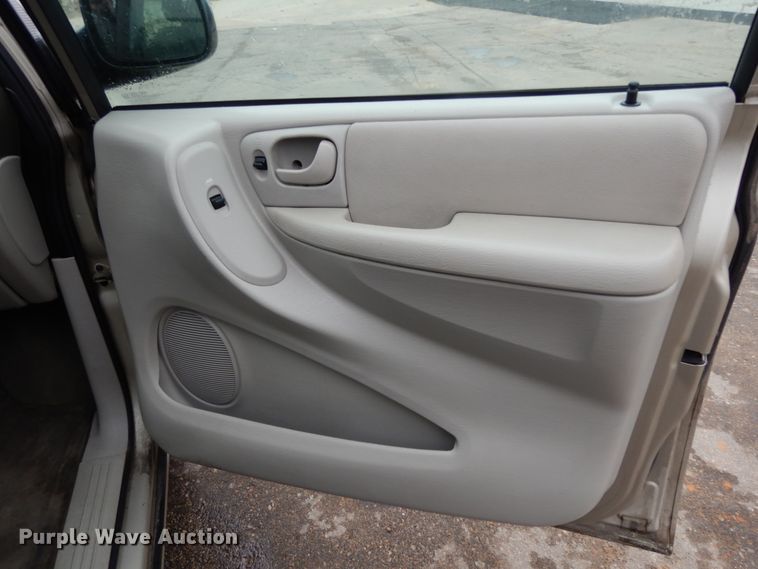 image for item DM2792 2005 Dodge Grand Caravan  van