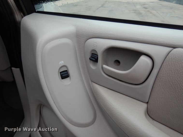 image for item DM2792 2005 Dodge Grand Caravan  van