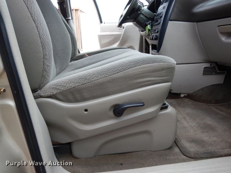 image for item DM2792 2005 Dodge Grand Caravan  van