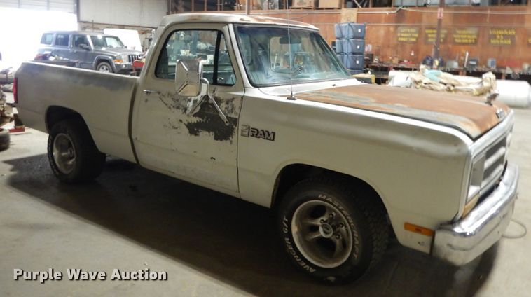 image for item DM2793 1987 Dodge D150  pickup truck