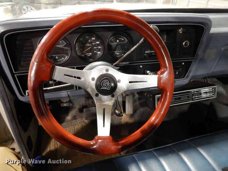 image for item DM2793 1987 Dodge D150  pickup truck