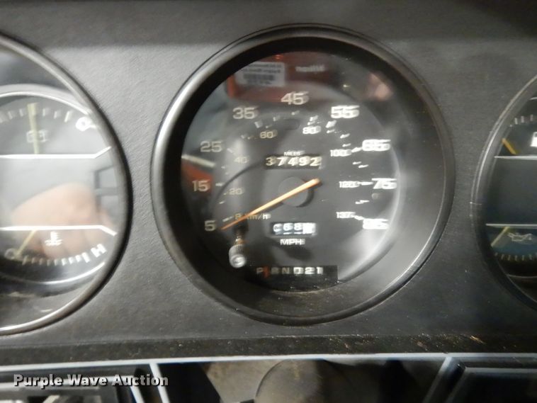 image for item DM2793 1987 Dodge D150  pickup truck