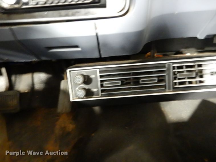 image for item DM2793 1987 Dodge D150  pickup truck