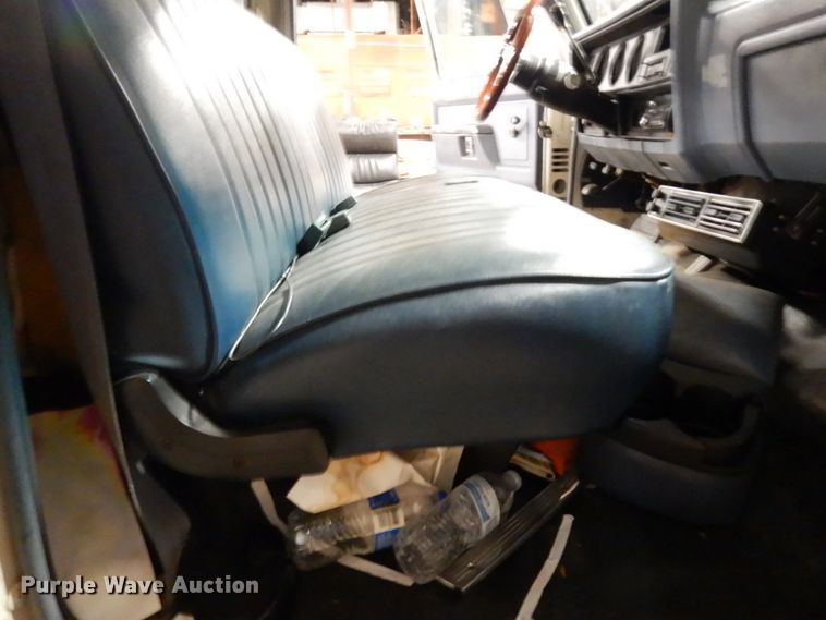 image for item DM2793 1987 Dodge D150  pickup truck