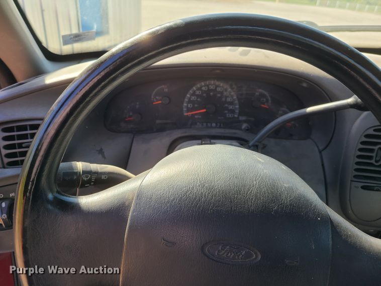 image for item DY9957 1999 Ford F150  pickup truck