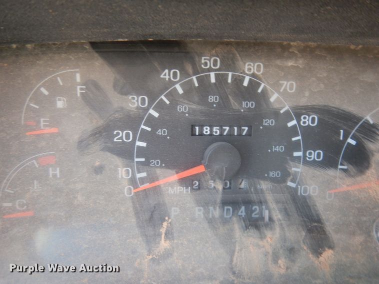 image for item EX9501 2001 Ford F650  flatbed truck