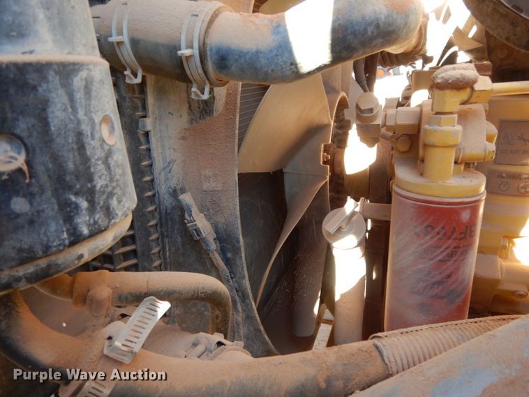 image for item EX9501 2001 Ford F650  flatbed truck