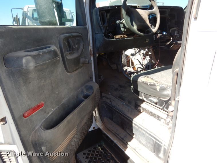 image for item EX9502 2007 Chevrolet C4500  winch truck