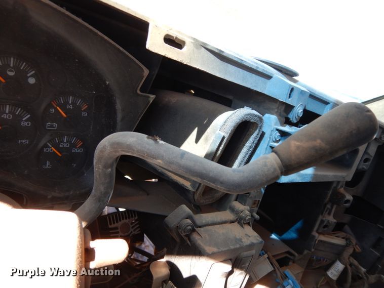 image for item EX9502 2007 Chevrolet C4500  winch truck