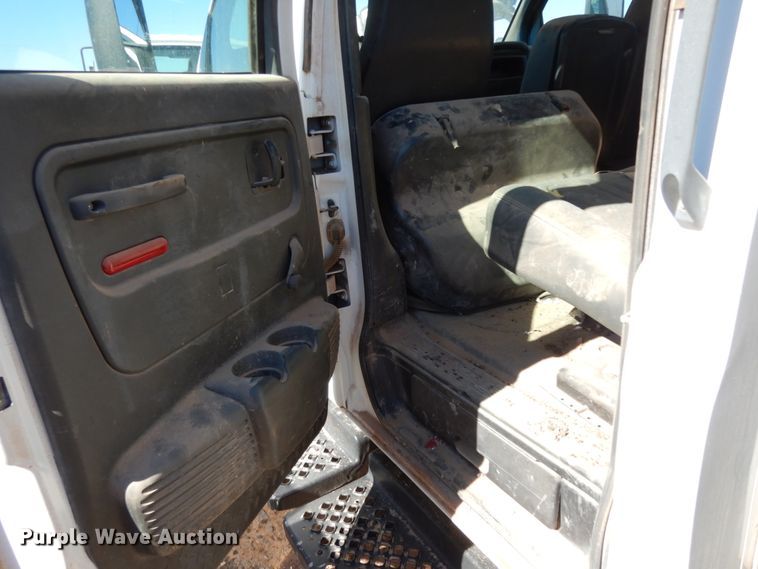 image for item EX9502 2007 Chevrolet C4500  winch truck