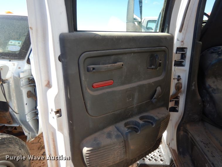 image for item EX9502 2007 Chevrolet C4500  winch truck