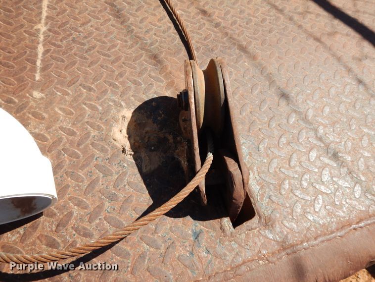 image for item EX9504 Flatbed