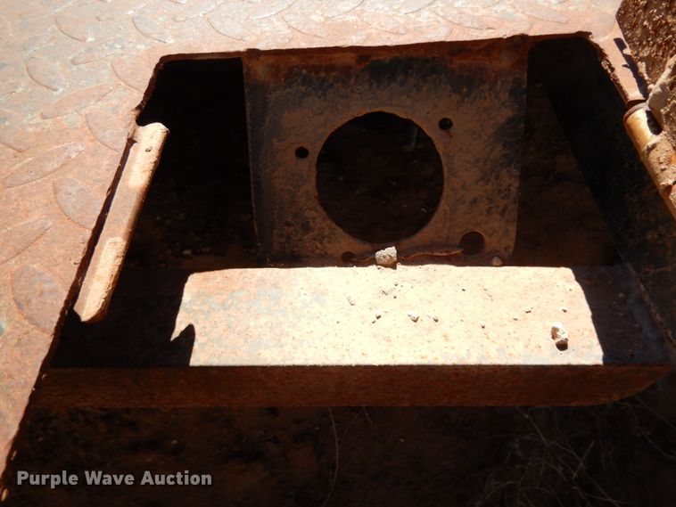 image for item EX9504 Flatbed
