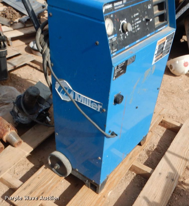 image for item EX9514 Miller Spectrum 701 plasma cutter