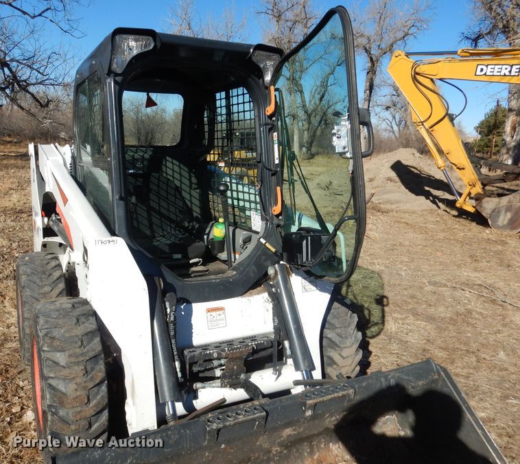 image for item FA9472 2018 Bobcat S550  skid steer loader