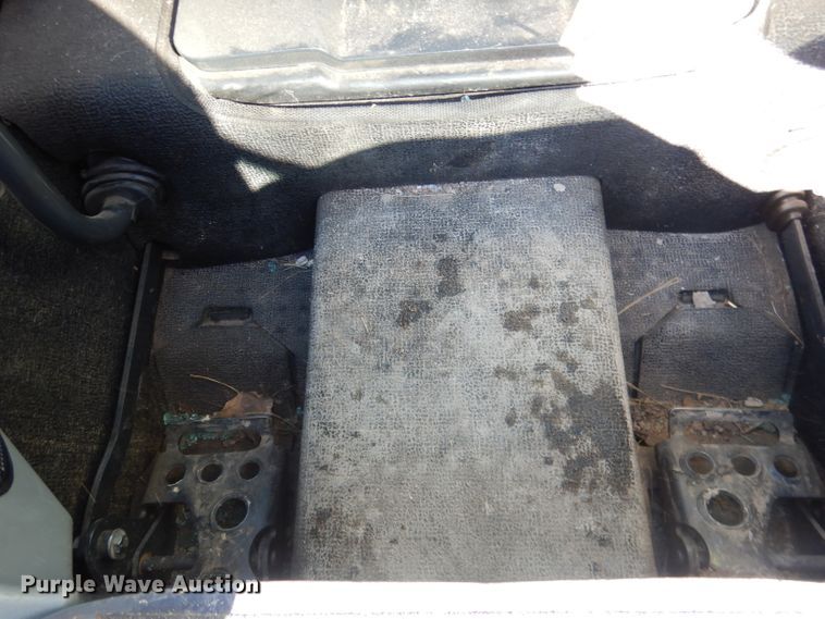 image for item FA9472 2018 Bobcat S550  skid steer loader