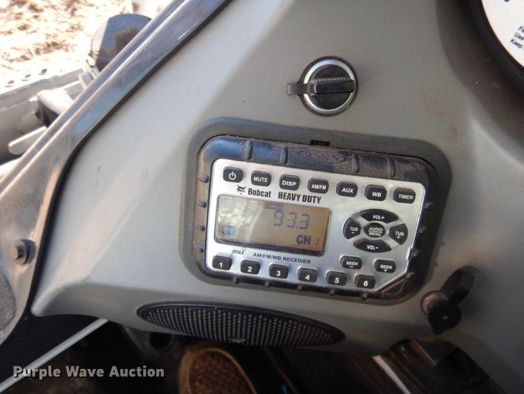 image for item FA9472 2018 Bobcat S550  skid steer loader