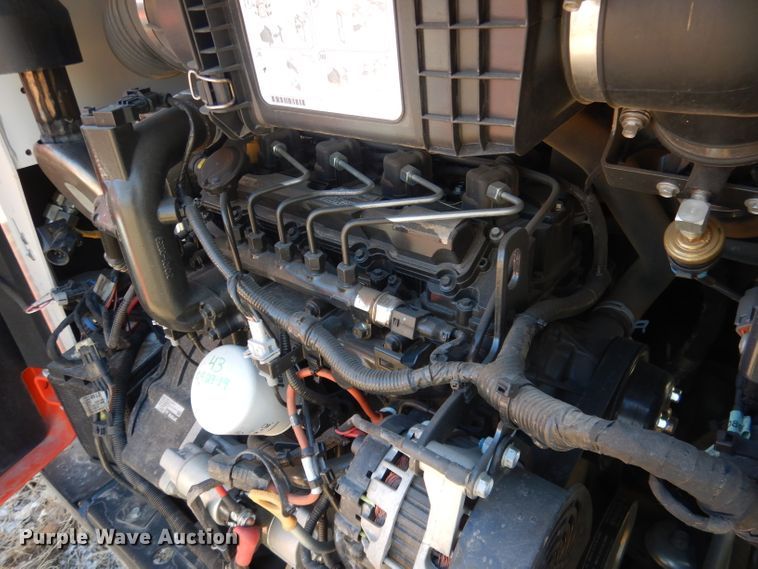 image for item FA9472 2018 Bobcat S550  skid steer loader