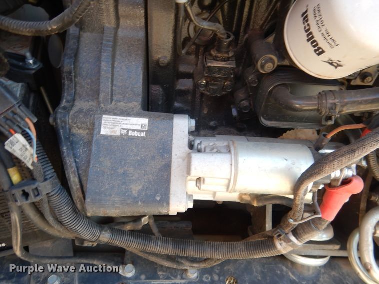 image for item FA9472 2018 Bobcat S550  skid steer loader